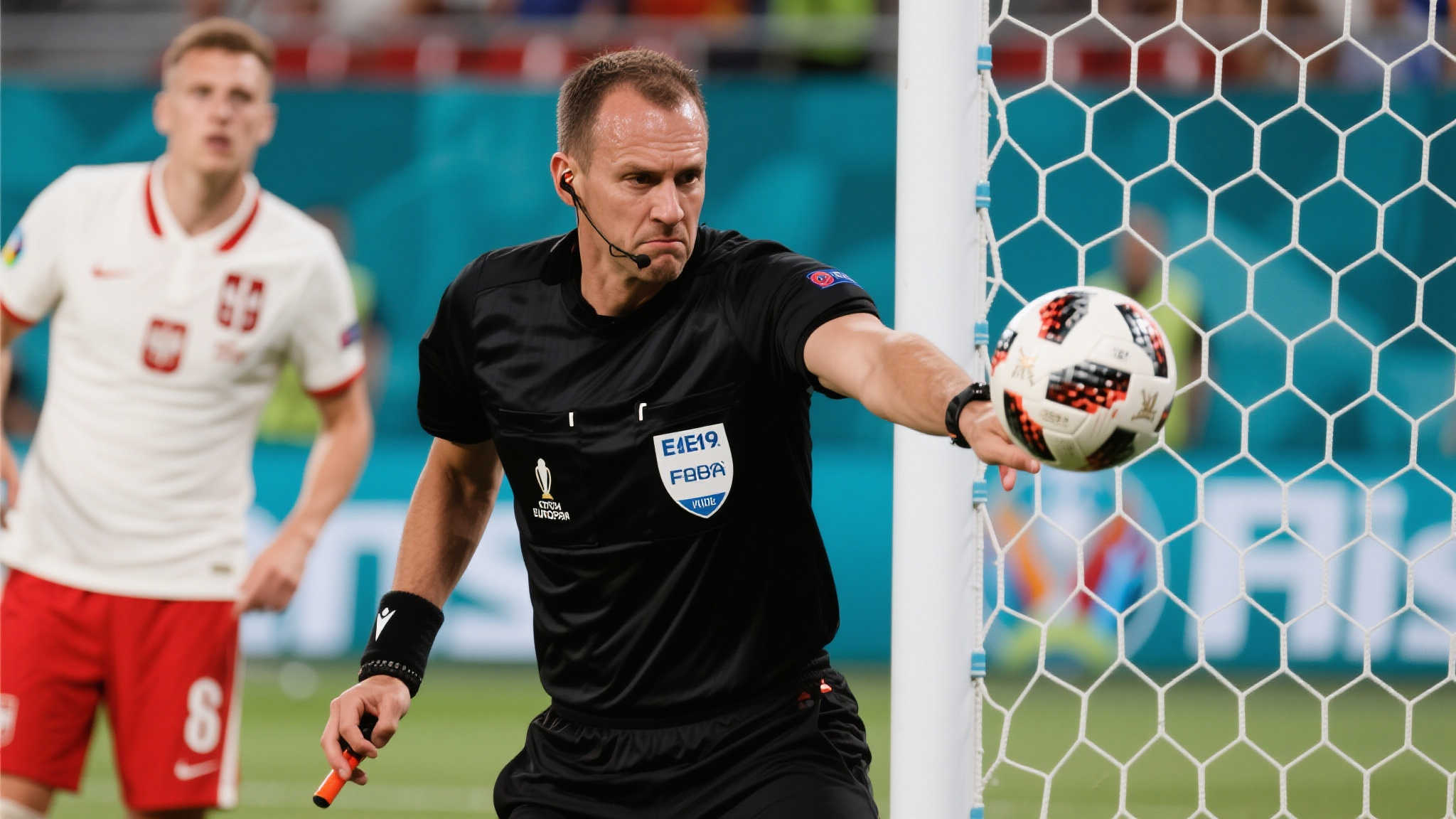 以“黄牌大师”闻名的裁判科瓦奇，将执法巴黎战马竞之役